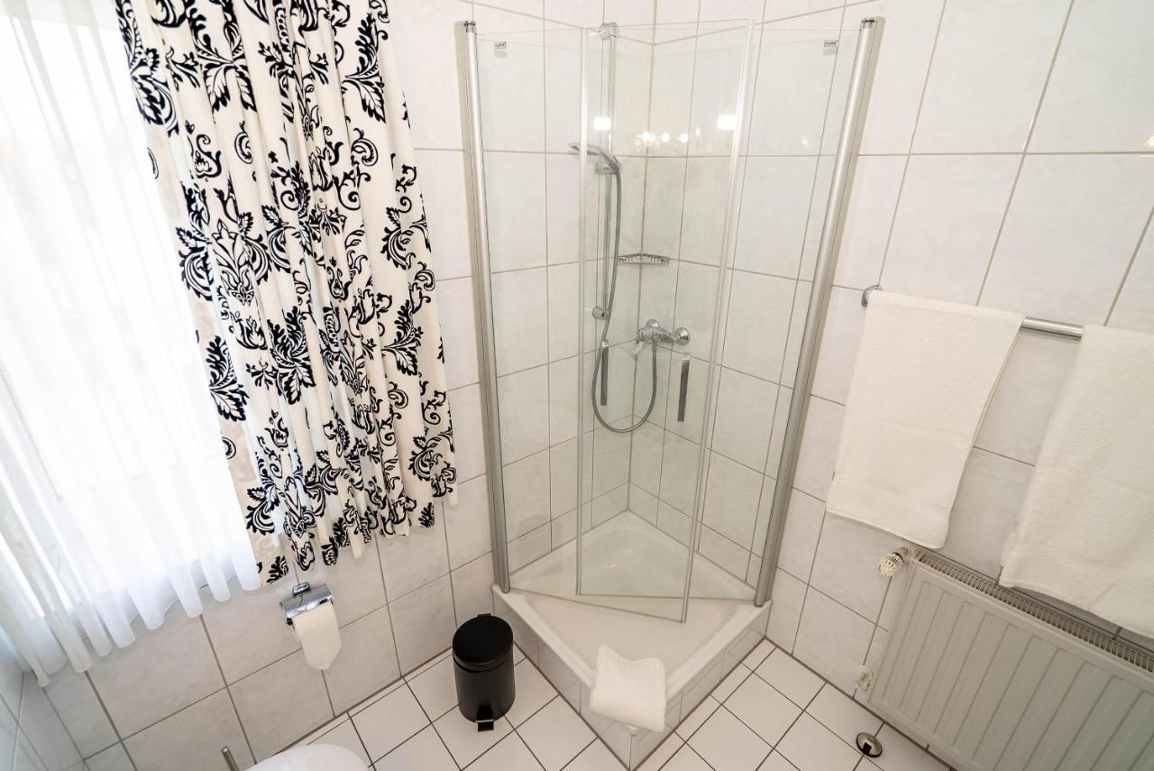 Hotel Papenbreer Verl Ngoại thất bức ảnh